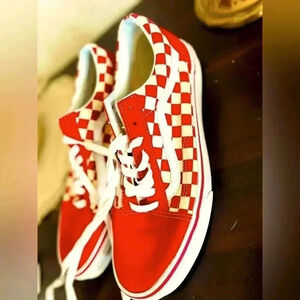 Vans Old Skool like new condition men’s size 10 👈🏻 SUPER CLEAN shoes